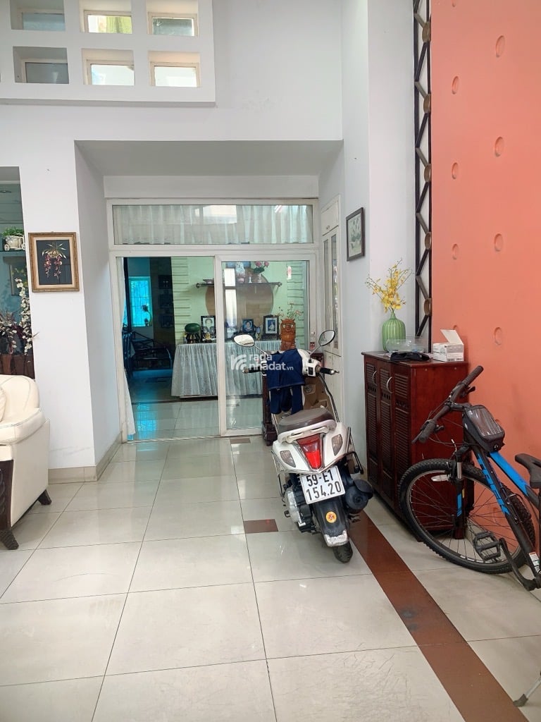 SÁT SÂN BAY, MTKD HOÀNG VĂN THỤ, PHÚ NHUẬN, 96M2 CÓ KC Ở NGAY. GIẢM 350TR CHỈ CÒN 16.15T TL 