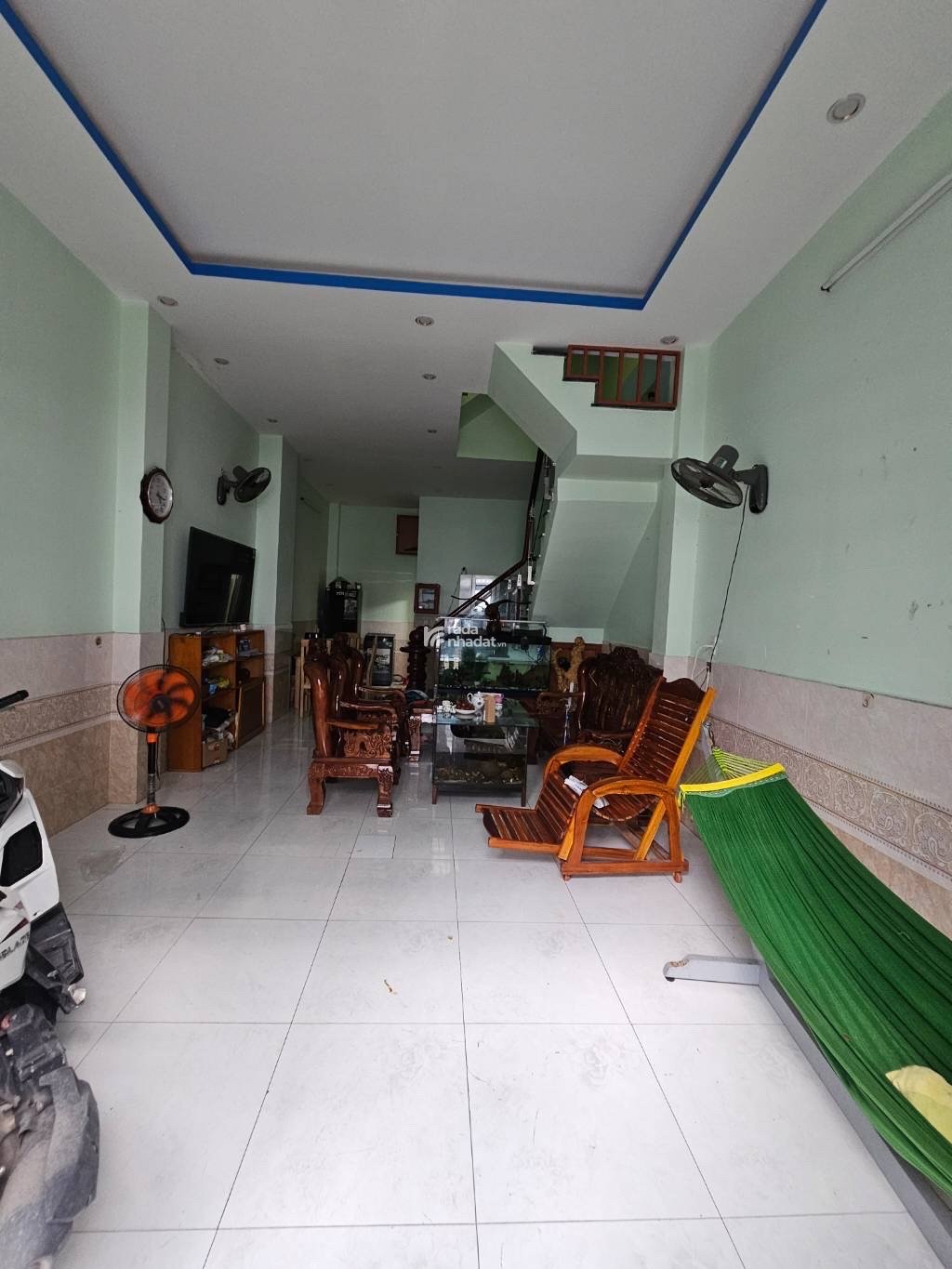 Bán Nhà 4 Tầng, Cạnh Vinhomes Q9, rất phù hợp anh chị có con cái học trong Vin, di chuyển Vành Đai 