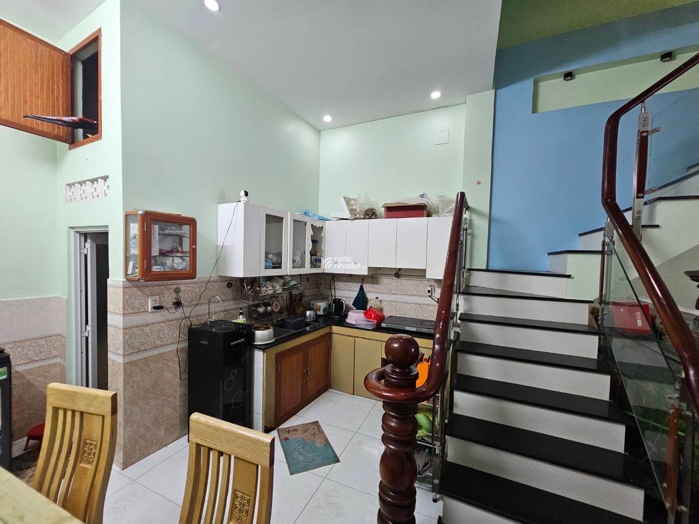 Bán Nhà 4 Tầng, Cạnh Vinhomes Q9, rất phù hợp anh chị có con cái học trong Vin, di chuyển Vành Đai 