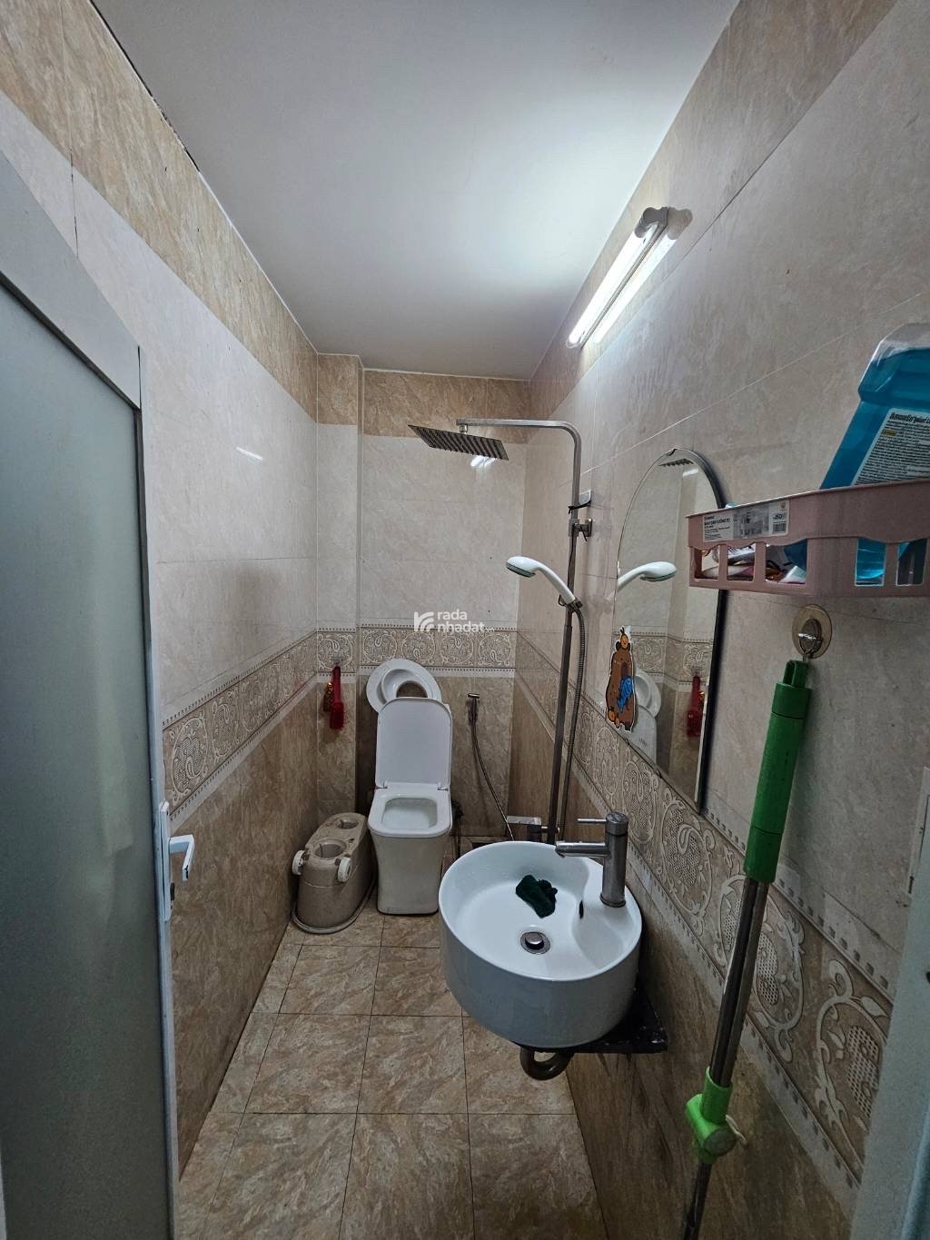 Bán Nhà 4 Tầng, Cạnh Vinhomes Q9, rất phù hợp anh chị có con cái học trong Vin, di chuyển Vành Đai 