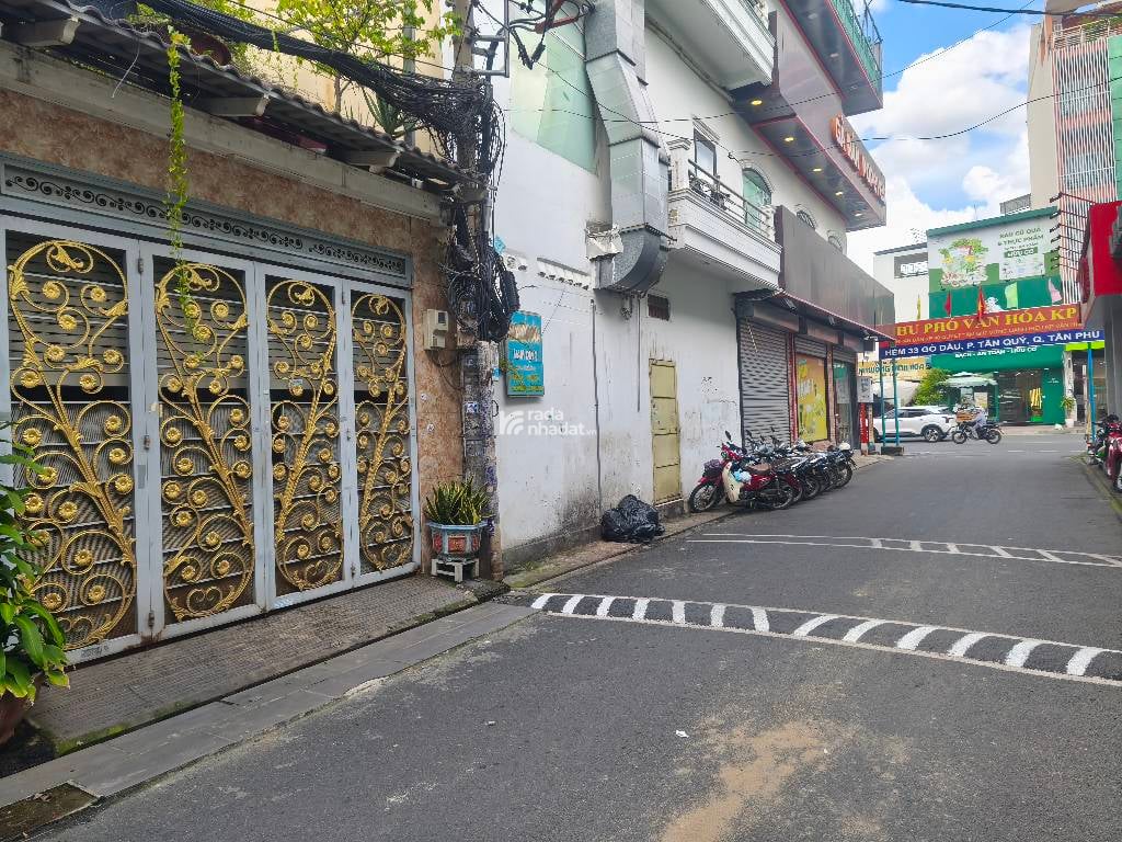 NGAY AEON MALL, HẺM XE HƠI GÒ DẦU, TÂN PHÚ, 100M2 NGANG HIẾM CÓ. GIẢM 550TR CHỈ 12.5T TL TỐT