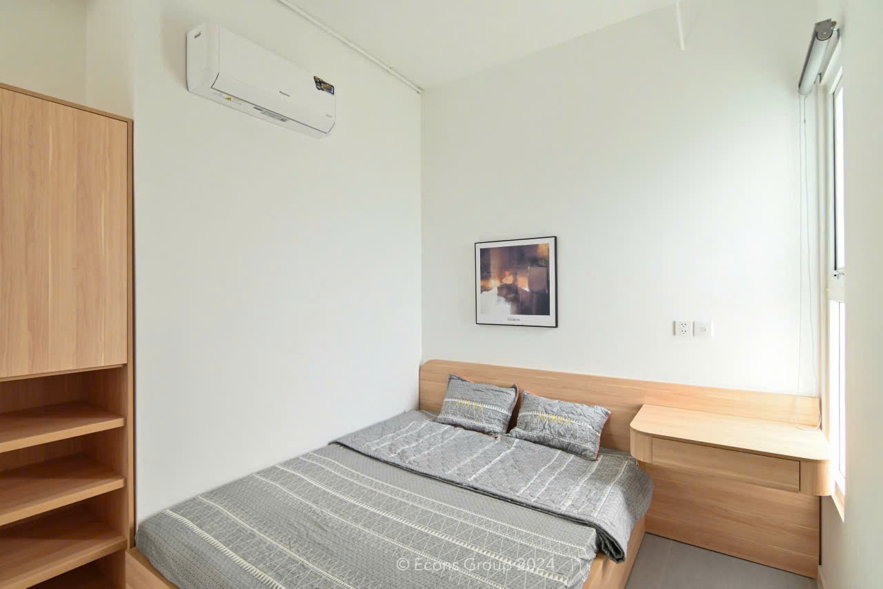 CHO THUE PHONG FULL NOI THAT  KDC DRAGON VILLAGE