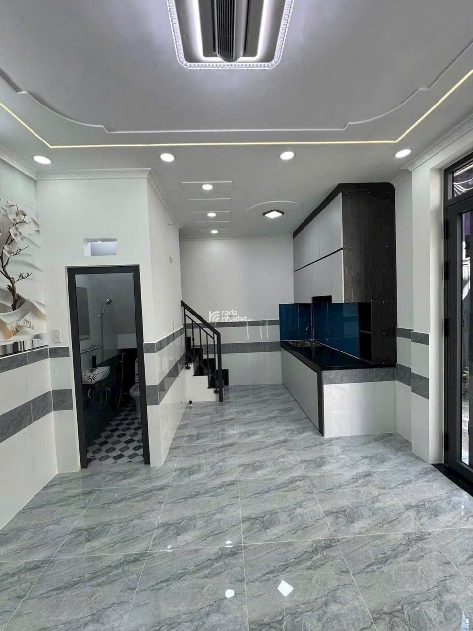 Ngôi Nhà Mới Đẹp Nhất Khu Phố - Sẵn Sàng Đón Chủ Nhân Mới