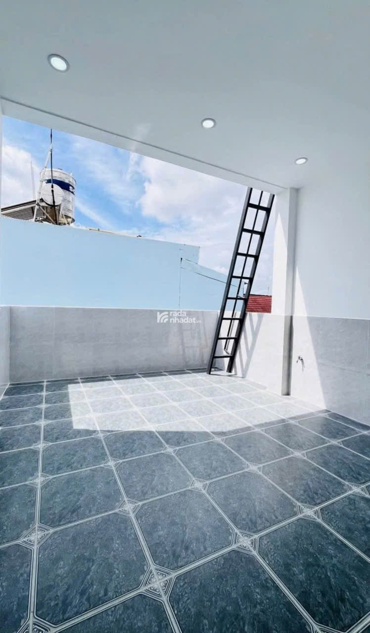 Ngôi Nhà Mới Đẹp Nhất Khu Phố - Sẵn Sàng Đón Chủ Nhân Mới