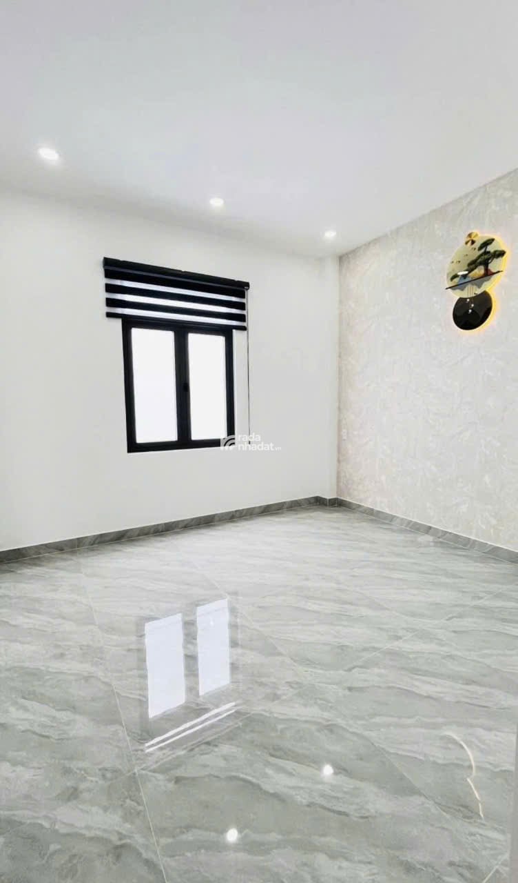 Ngôi Nhà Mới Đẹp Nhất Khu Phố - Sẵn Sàng Đón Chủ Nhân Mới