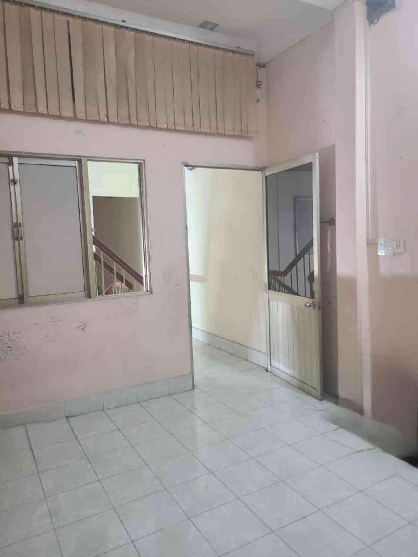 MTKD khu VIP Bàu Cát, 72m2, 4x18, 4 tầng,4PN, KD đỉnh,gần chợ,công viên, 16.3 tỷ