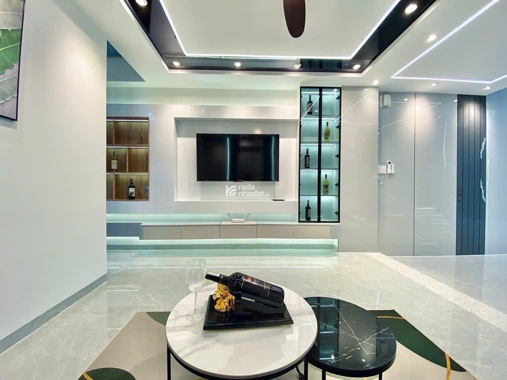 NHÀ MỚI 5 TẦNG – GARA Ô TÔ – FULL NỘI THẤT Phan Huy Ích – Tân Bình