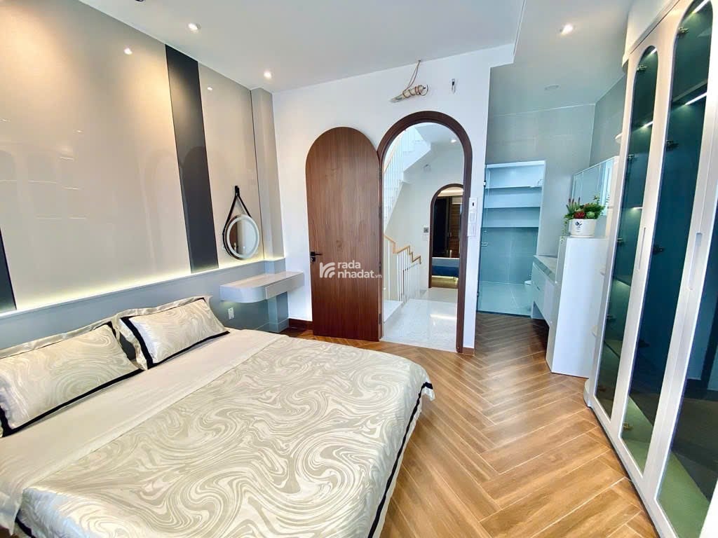 NHÀ MỚI 5 TẦNG – GARA Ô TÔ – FULL NỘI THẤT Phan Huy Ích – Tân Bình