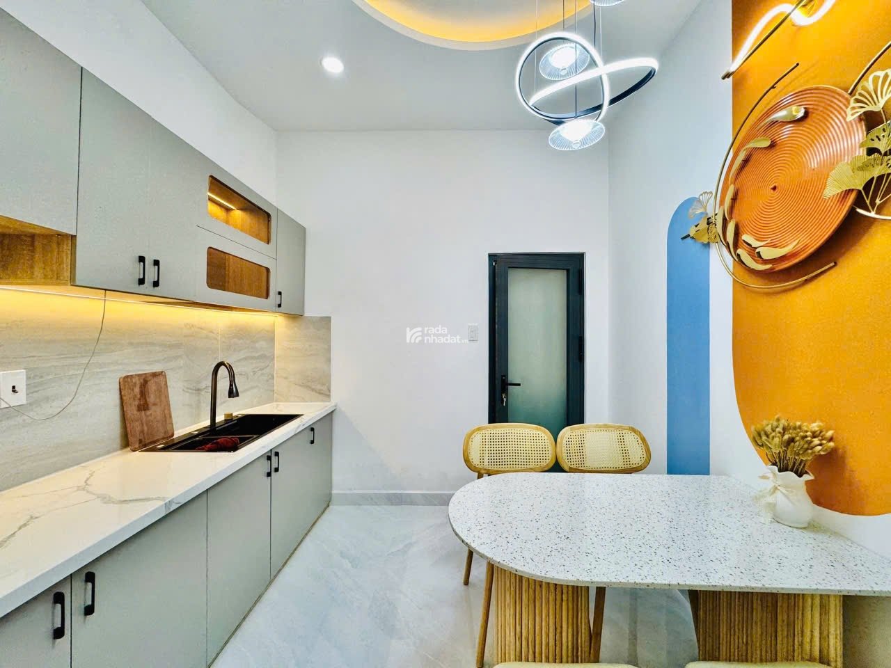 Nguyễn thượng hiền P5 trung tâm Phú Nhuận nhà mới 40m 2 lầu