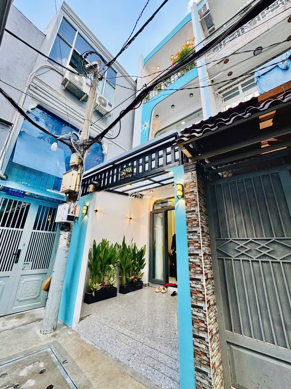 Nguyễn thượng hiền P5 trung tâm Phú Nhuận nhà mới 40m 2 lầu