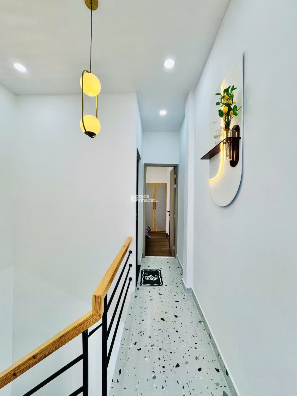 Nguyễn thượng hiền P5 trung tâm Phú Nhuận nhà mới 40m 2 lầu