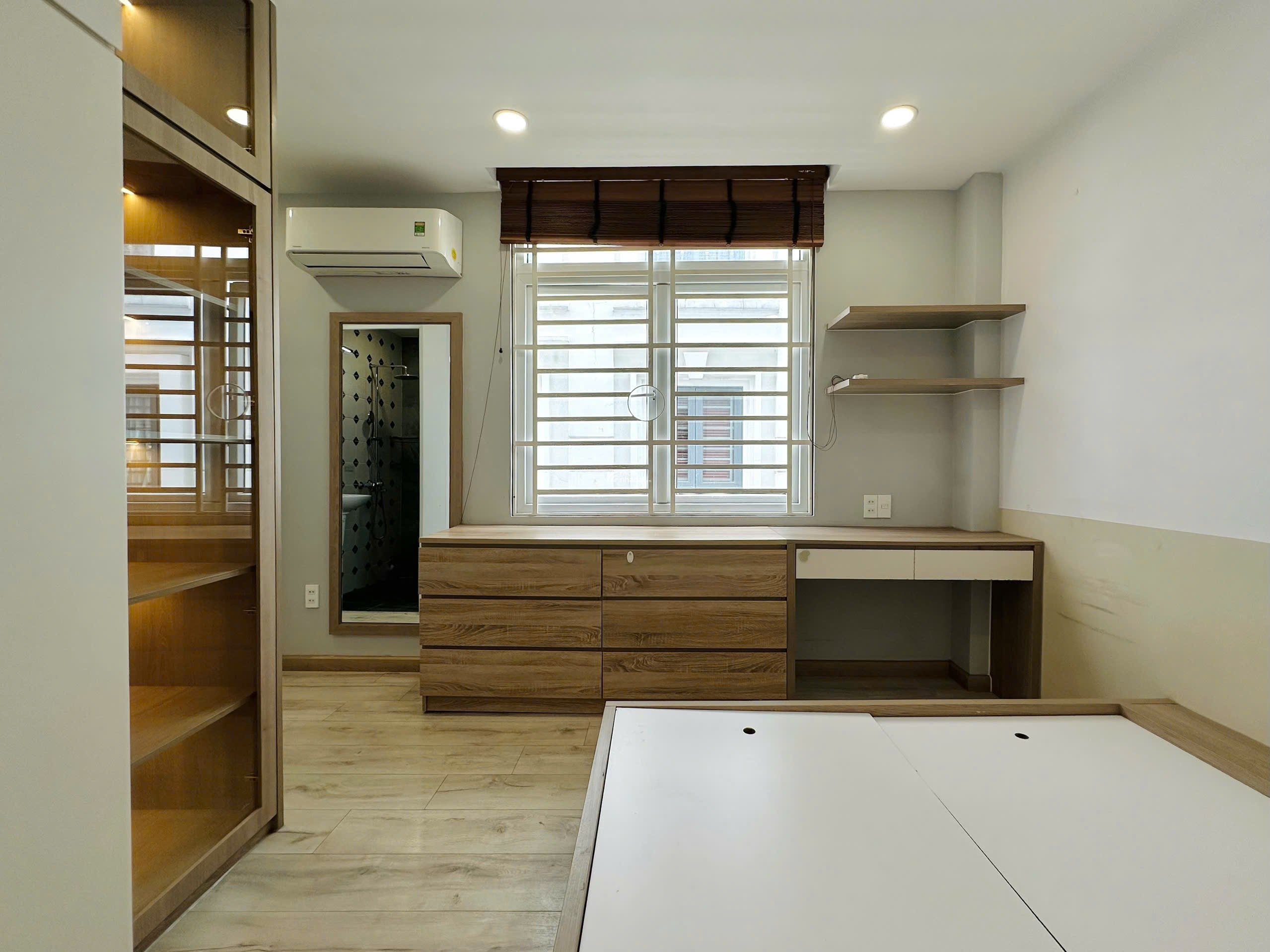 Hẻm ô tô 6m - Nguyễn Văn Đậu thông Hoàng Hoa Thám, P5, Bình Thạnh