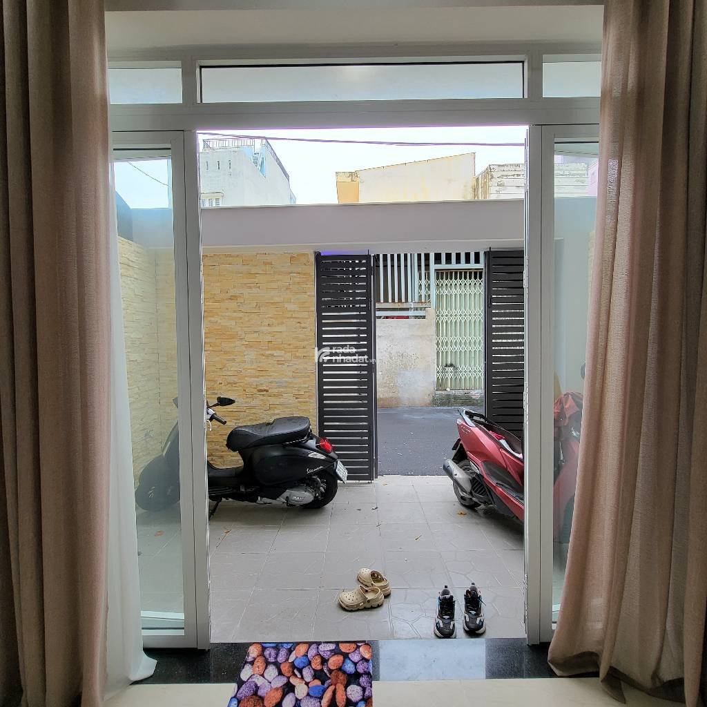 NHÀ ĐẸP HẺM RỘNG Ô TÔ VÀO NHÀ; 4 TẦNG GẦN Đ. LINH ĐÔNG, 4,5X11,5 NHỈNH 6 TỶ.