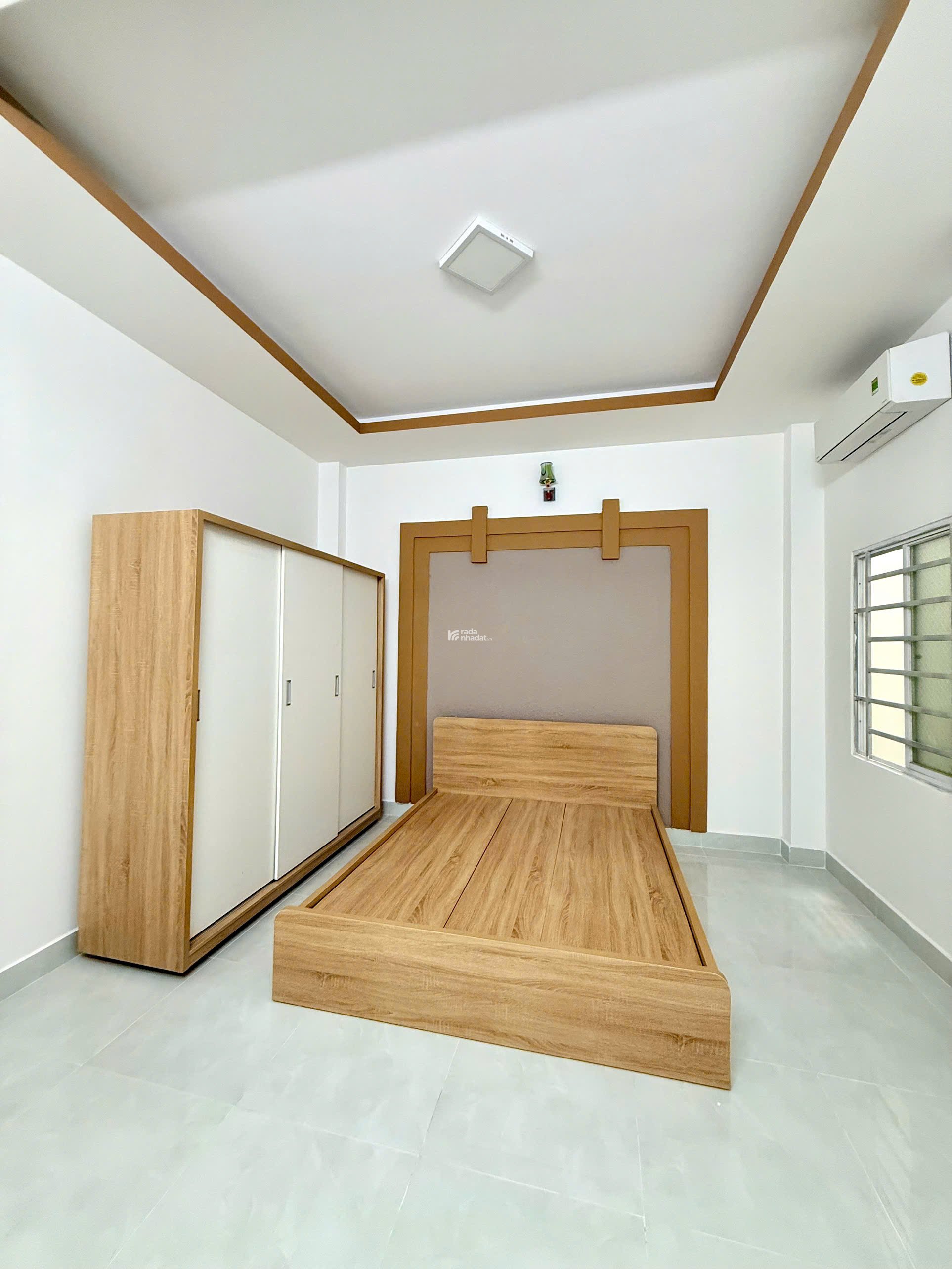 NHÀ MỚI SAU LƯNG GIGAMALL ,3LÂU, 3PN,3WC NTCC GIÁ 19TR HẺM XE HƠI