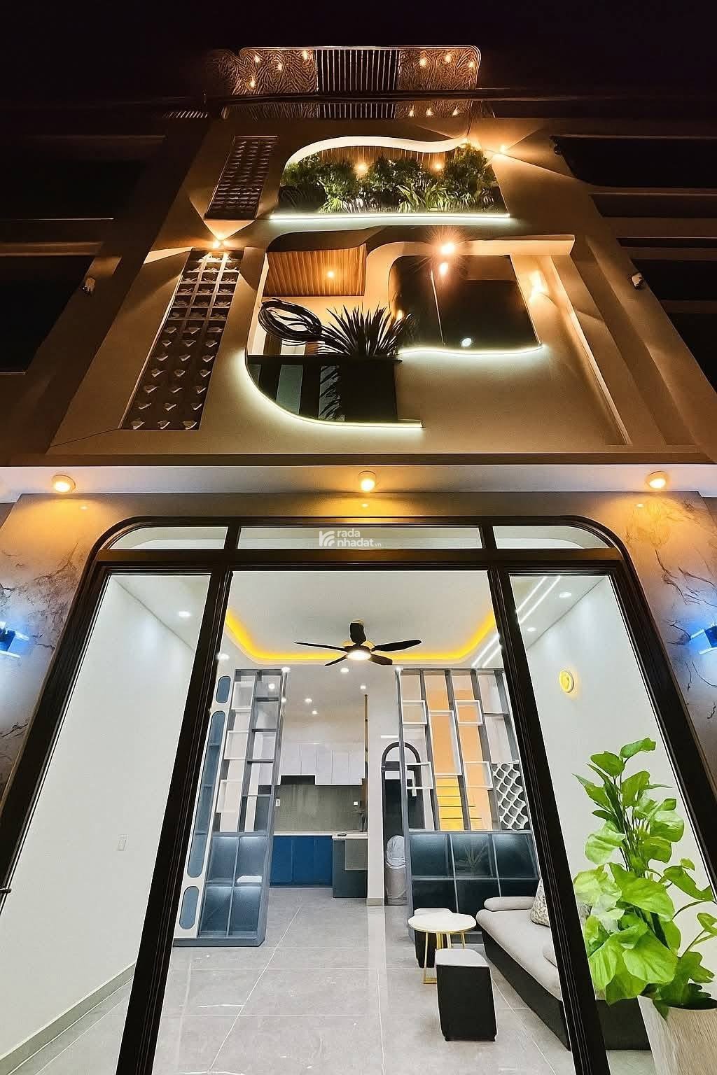 Nhà đẹp 52m2 ngay Lò Lu, Trường Thạnh Q9 3 tầng hẻm xe hơi pháp lý sạch SHR