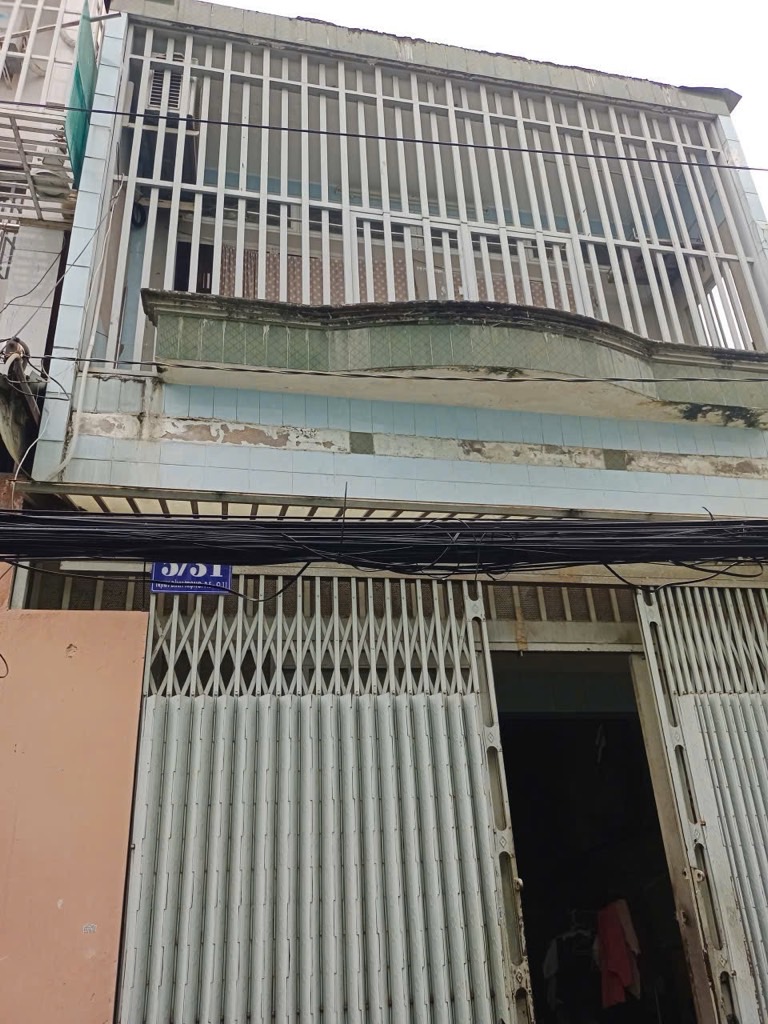 NHÀ 2 MẶT HẺM RỘNG ÂU CƠ  TRỊNH ĐÌNH TRỌNG  XE HƠI VÀO TẬN NHÀ 