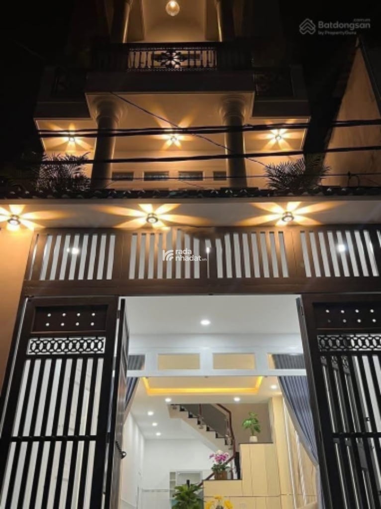 Bán nhà giá mềm Hoàng Hoa Thám, P.5, Bình Thạnh, 6,7 tỷ, 1 trệt 2 lầu, tiện ích đầy đủ, sổ riêng