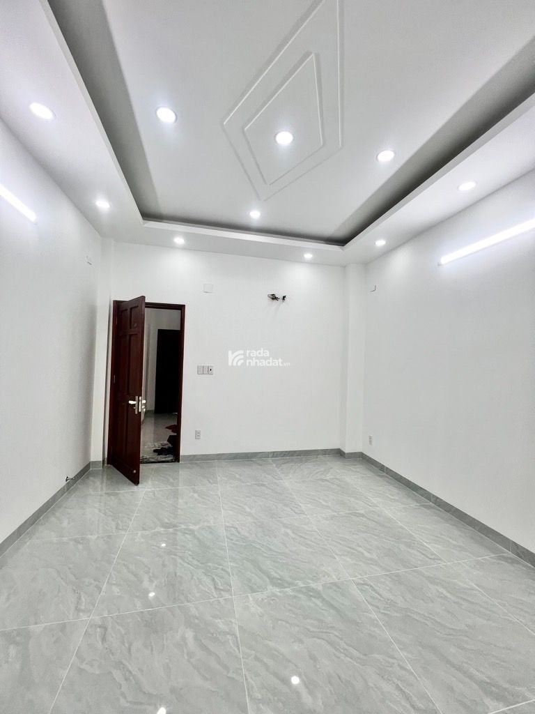 Siêu phẩm 4 tầng Lê Văn Quới- , kết cấu 1 trệt 3 lầu, có tầng HẦM