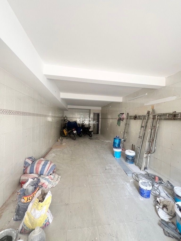 Siêu phẩm 4 tầng Lê Văn Quới- , kết cấu 1 trệt 3 lầu, có tầng HẦM