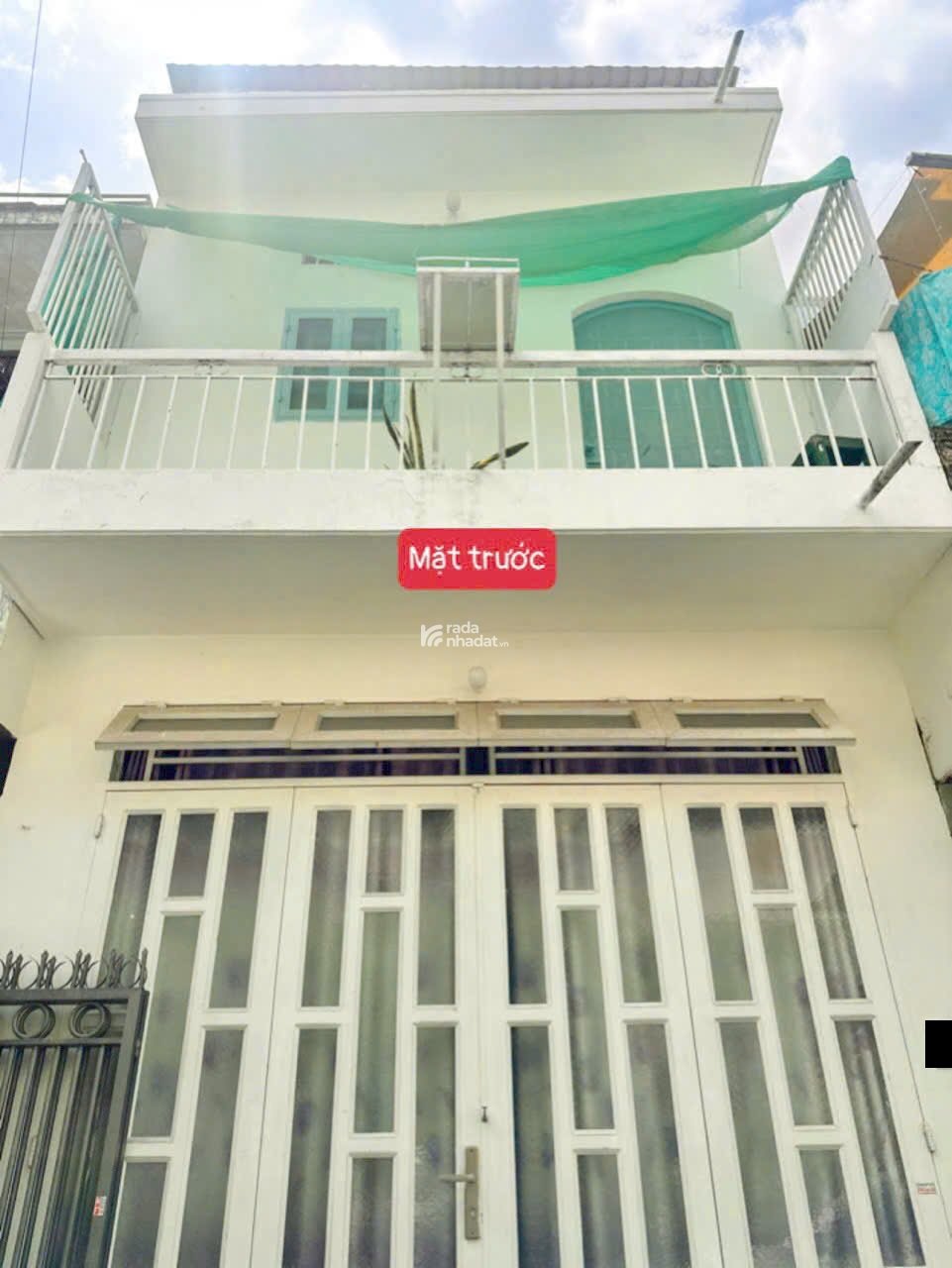 HXH Cửa Trước & Sau  - Vị Trí Đẹp . Tiện KD hay Kho Bãi .