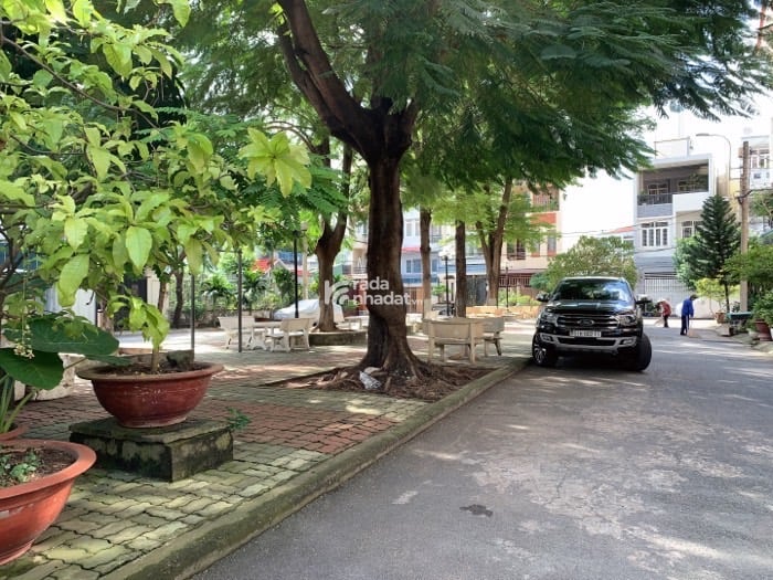 NHÀ MỚI 1 TRỆT 2 LẦU GẦN THE GLOBAL CITY