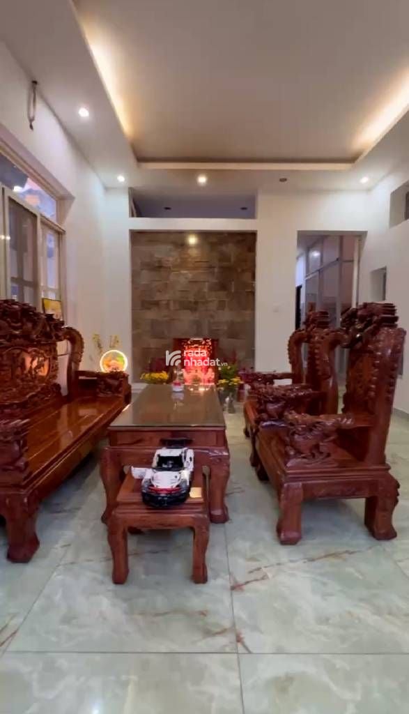 BIỆT THỰ -RẠCH BÀ LỚN- BÌNH HƯNG- BÌNH CHÁNH- GIÁP BẾN XE QUẬN 8 -DT: 331M2- 33 TỶ