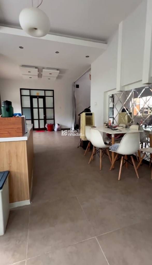 BIỆT THỰ -RẠCH BÀ LỚN- BÌNH HƯNG- BÌNH CHÁNH- GIÁP BẾN XE QUẬN 8 -DT: 331M2- 33 TỶ