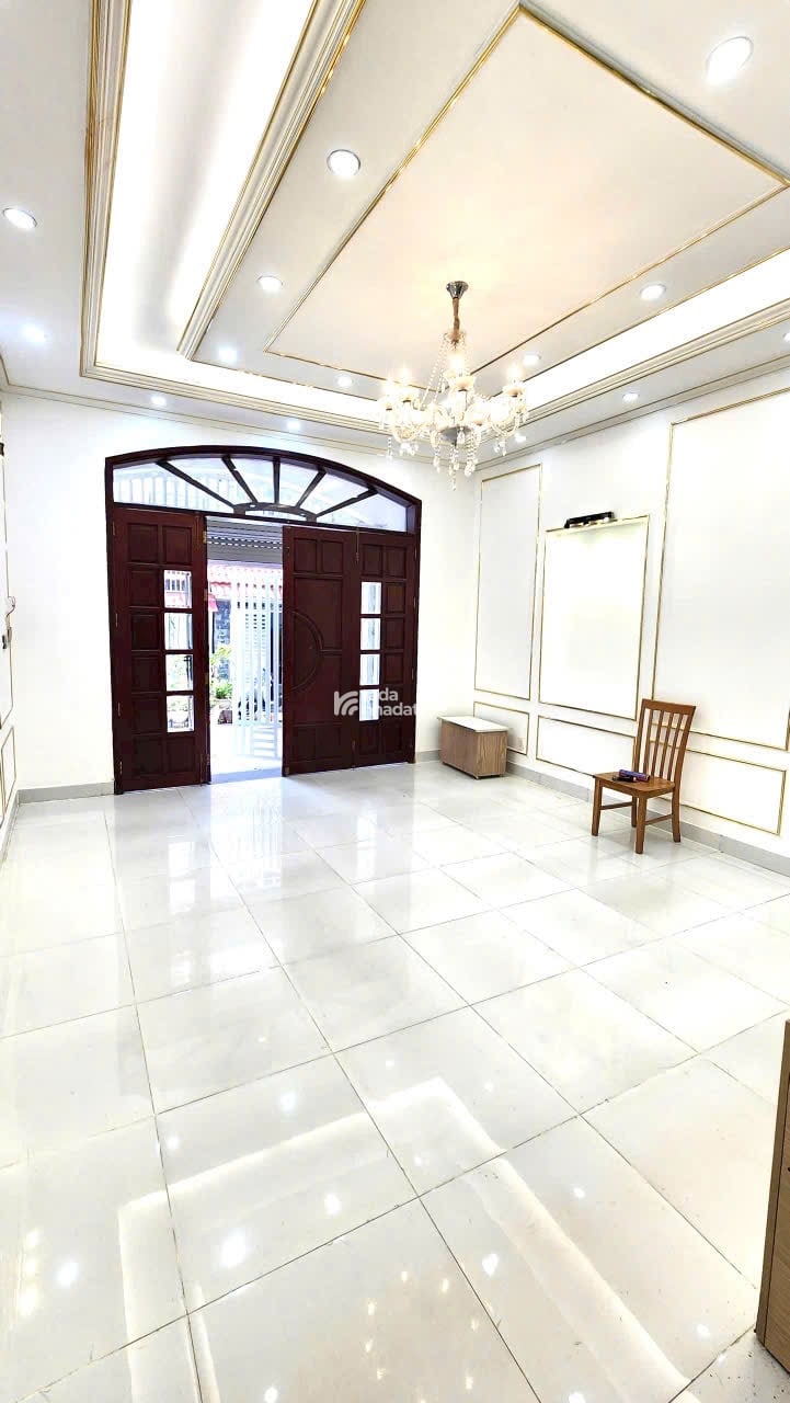 Nhà Đẹp KDC Lacasa Quận 7 - Đường Lê Thị Chợ - Xe Hơi Vào Nhà - 9,5 Tỷ TL
