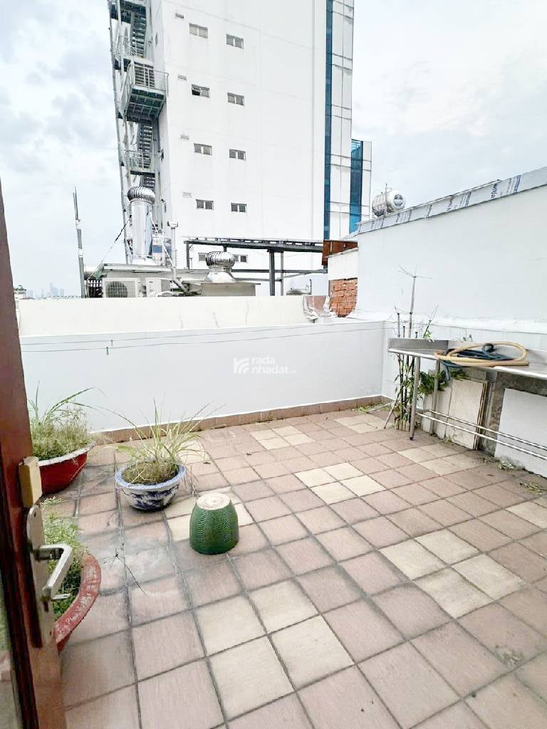 MẶT TIỀN 5 TẦNG - NHÀ ĐẸP - SỔ NỞ HẬU -  KINH DOANH ĐA NGÀNH