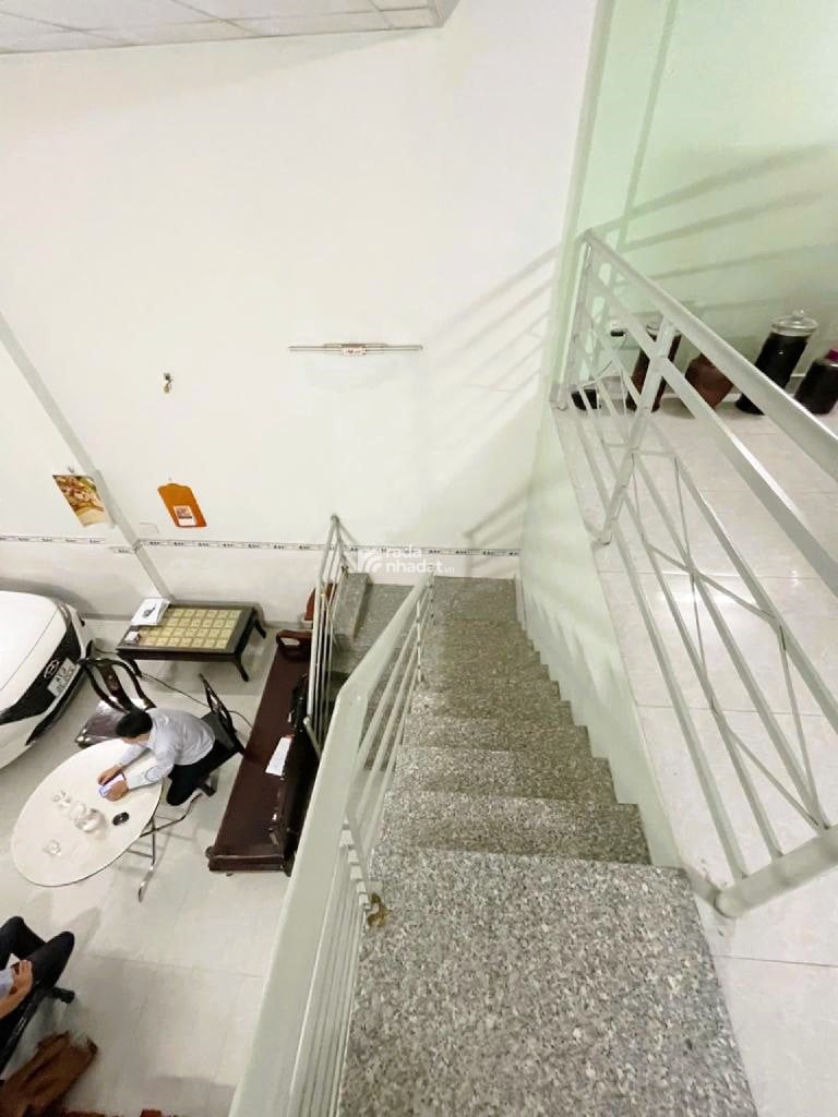 NHÀ ĐẸP SỔ NỞ HẬU, HẺM XE HƠI ĐƯỜNG 102, TP. THỦ ĐỨC