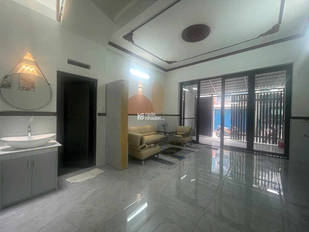 Nhà Mới Hẻm Xe Tải Lý Thánh Tông, 80m2, Ngang 5.2m, Chỉ 7.65 Tỷ TL, Về Là Ở Ngay