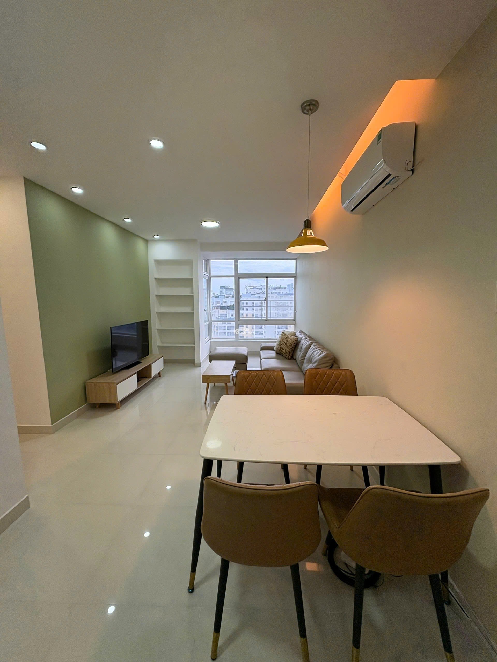 Cho thuê căn hộ Sky garden 3, PMH, Q7, 2PN nhà đẹp, giá chỉ 16 triệu 