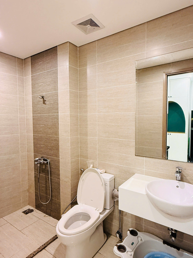 Cần bán Studio 29,70m2, phân khu The Origami, giá tốt 2,25tỷ