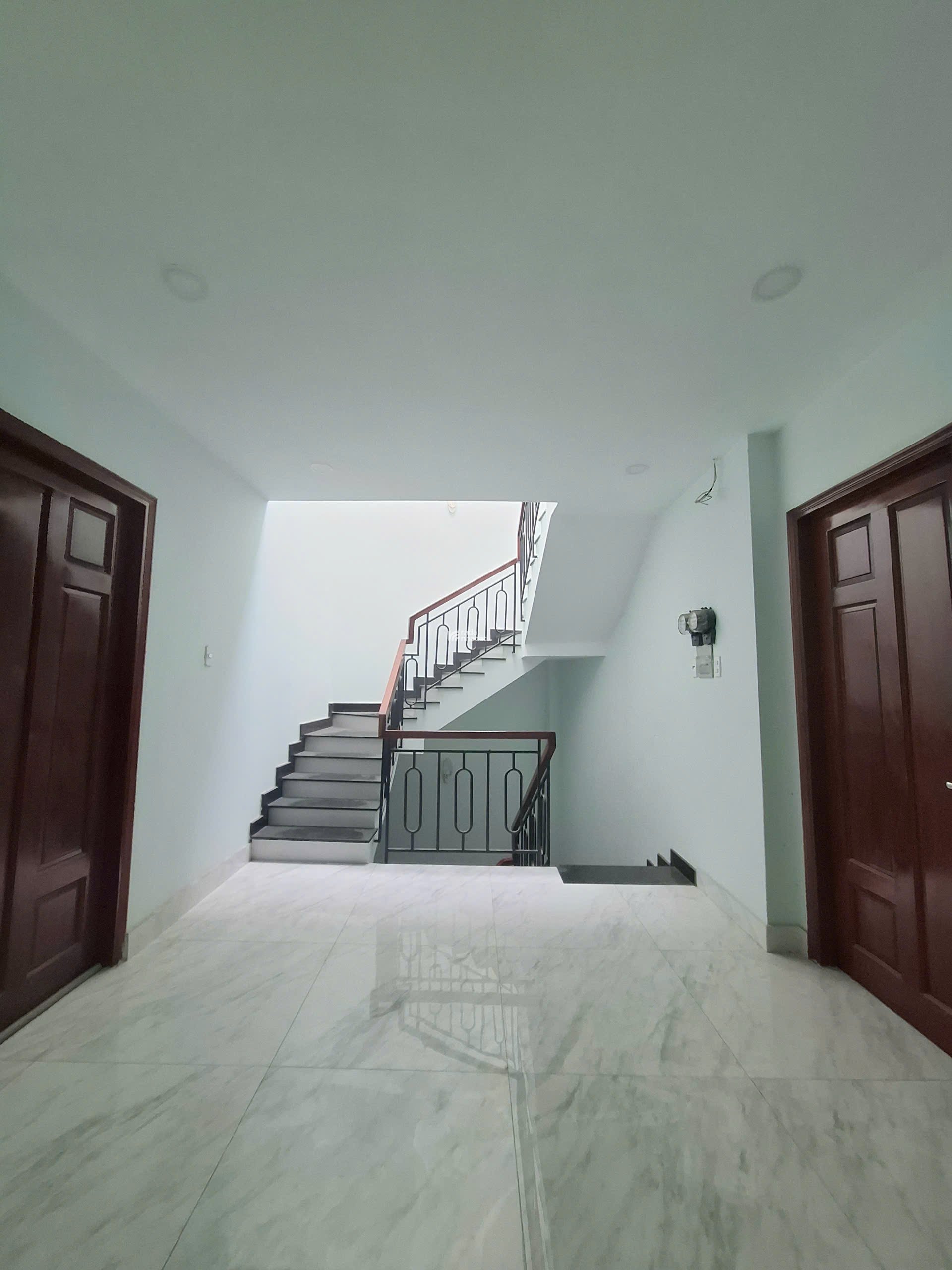 BÁN NHÀ HXH CMT8 QUẬN 3 - 7 phòng CHDV - 84.3m2 - 14 TỶ 