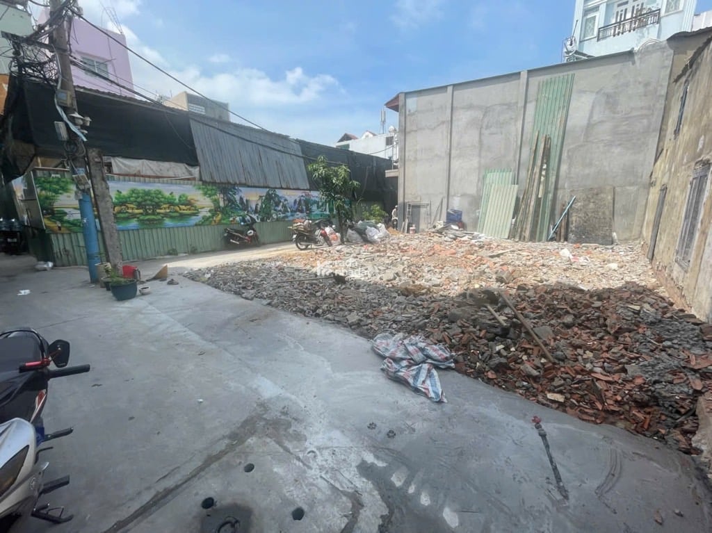 LÔ GÓC XÂY CHDV CỰC ĐỈNH KAO - ĐÃ TÁCH 2 THỬA SẴN - PHÙ HỢP ĐẦU TƯ GIỮ TIỀN 