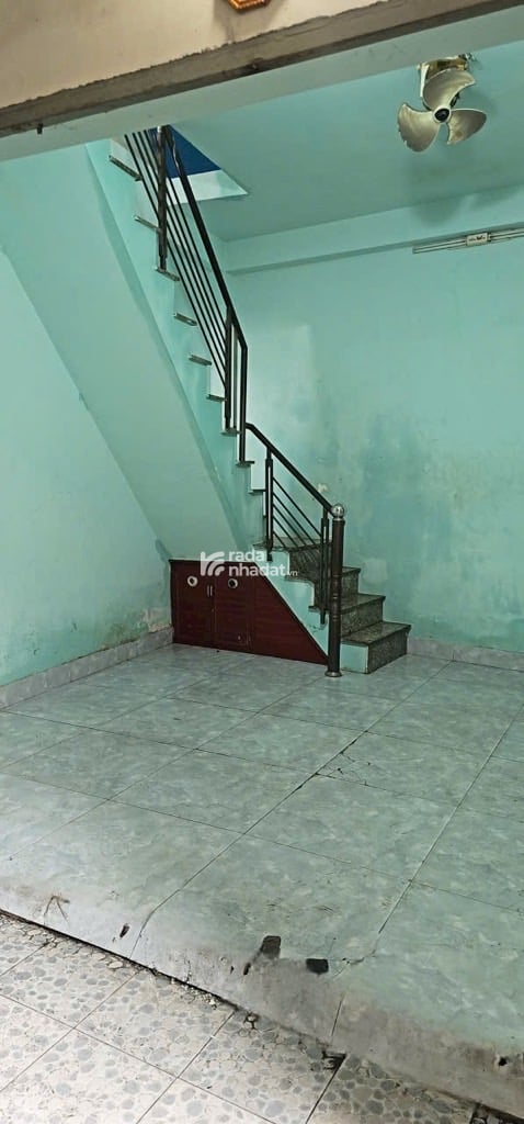 HẺM XE HƠI SÁT NHÀ, LẠC LONG QUÂN, TÂN BÌNH, 20M2 Ở NGAY. GIẢM 350TR CHỈ CÒN 3.39T TL 