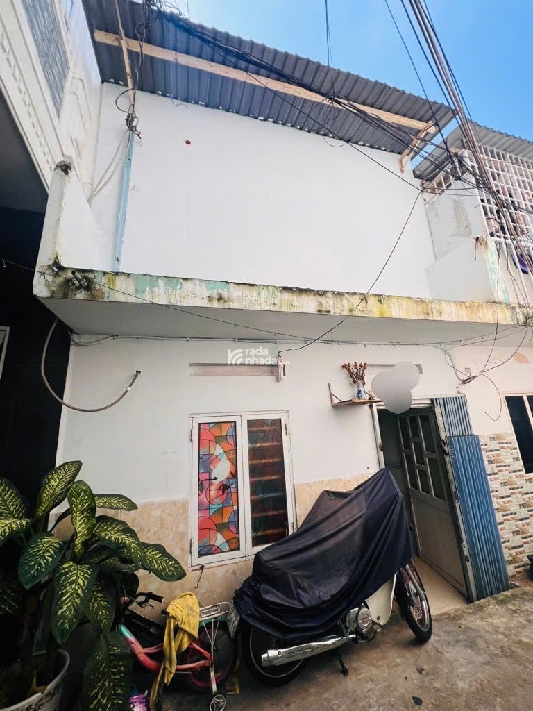 Nhà 2 lầu - Trần Xuân Soạn ngay dự án cầu Nguyễn Khoái - shr - hẻm ba gác - nhỉnh 2T TL