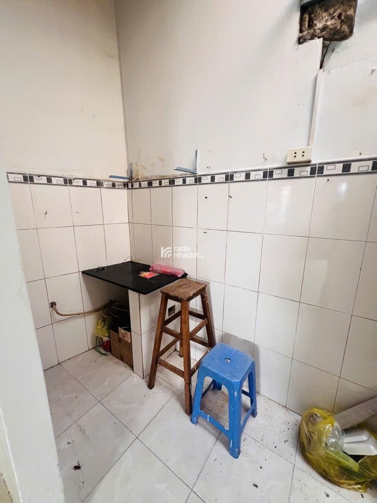 Nhà 2 lầu - Trần Xuân Soạn ngay dự án cầu Nguyễn Khoái - shr - hẻm ba gác - nhỉnh 2T TL