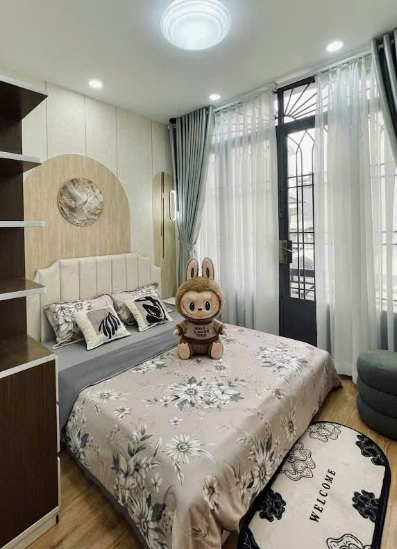 Nhà mới Trần Văn Đang, QUẬN 3, DT 3.4 x 5 m, 4 tầng, giá 3.95 tỷ