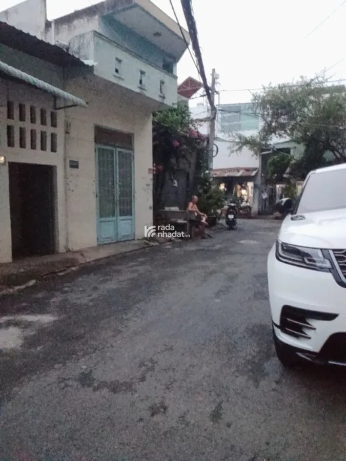 Bán gấp nhà đường Nguyễn Sỹ Sách, P 15, Tân Bình . khu hiếm nhà bán chỉ 9,5 tỷ TL