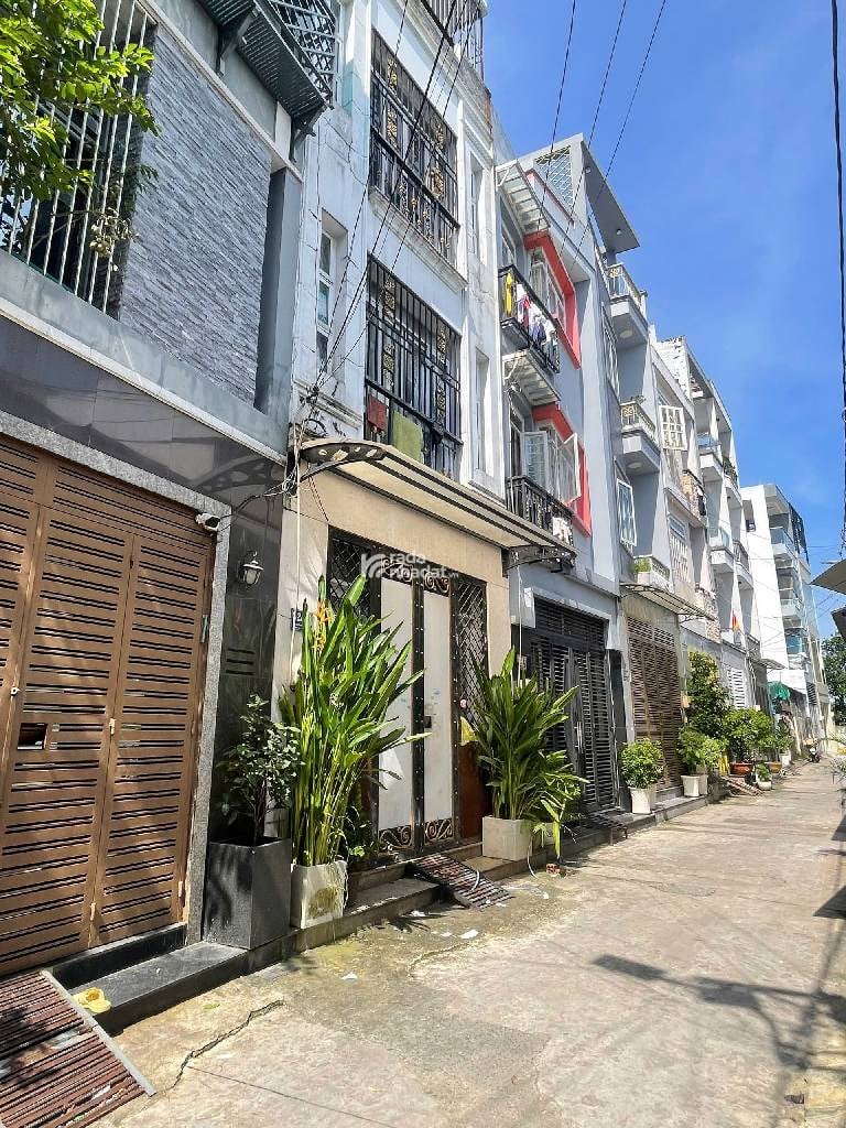 BÁN NHÀ HẺM XE HƠI AEON TÂN PHÚ 5.X TỶ 3 TẦNG MỚI ĐẸP VIEW CÔNG VIÊN 