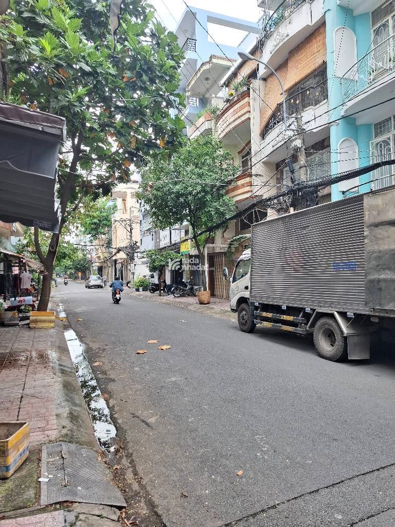 MTKD đường số 2 Quận 6, 80m2 4x20 4 tầng BTCT, 7PN không lộ giới, ở ngay, nhỉnh 11 tỷ TL