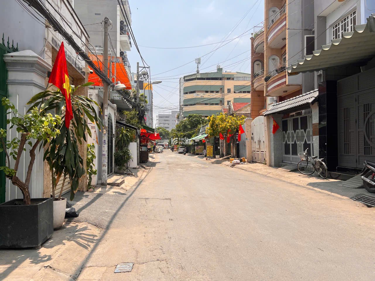 Hẻm Xe Hơi Tránh Bùi Đình Túy P.12-Bán Nhà C4 97m(6x16,5) Khu Vip Giá Cực Tốt 12,45 Tỷ Thương Lượng