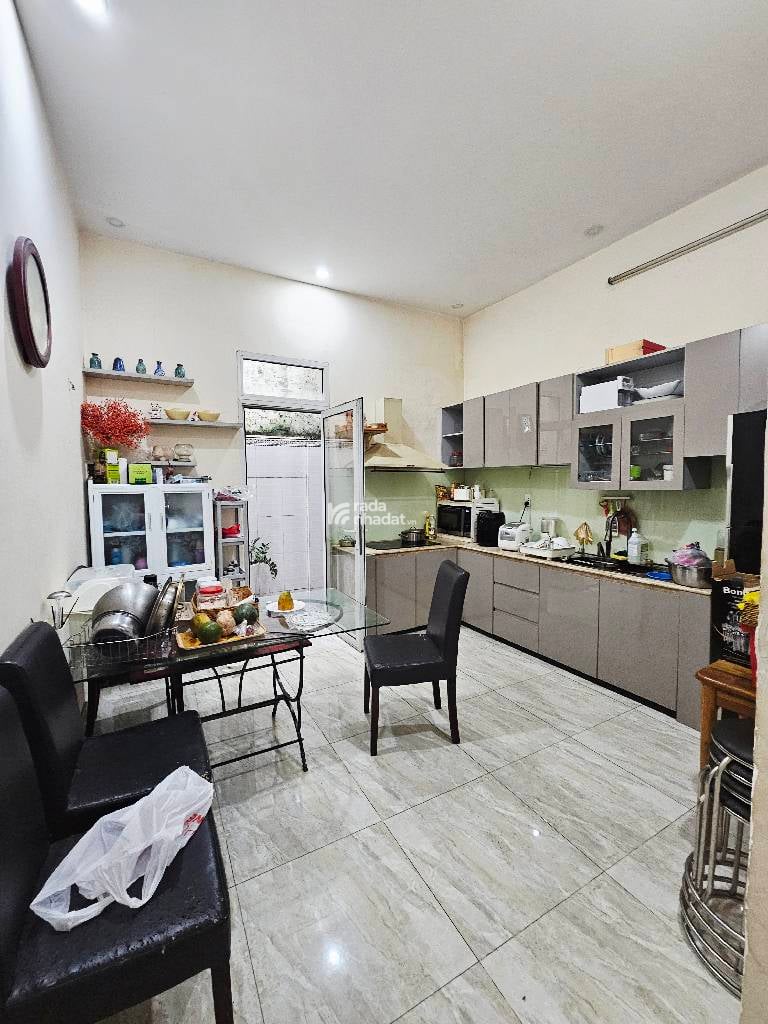 NHÀ 4 TẦNG - 70M2 (4*18) - HẺM XE HƠI 6M - PHỔ QUANG - PHƯỜNG TÂN SƠN HÒA - QUẬN TÂN BÌNH