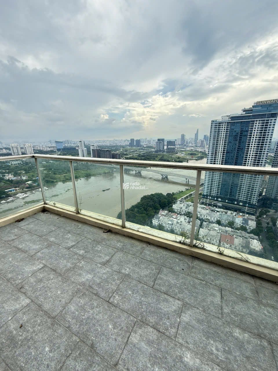 Bán căn hộ chung cư Saigon Pearl, 85 tỷ, 600m2, 3PN, 6WC, nội thất đầy đủ
