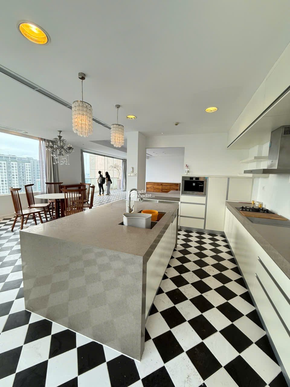 Bán căn hộ chung cư Saigon Pearl, 85 tỷ, 600m2, 3PN, 6WC, nội thất đầy đủ
