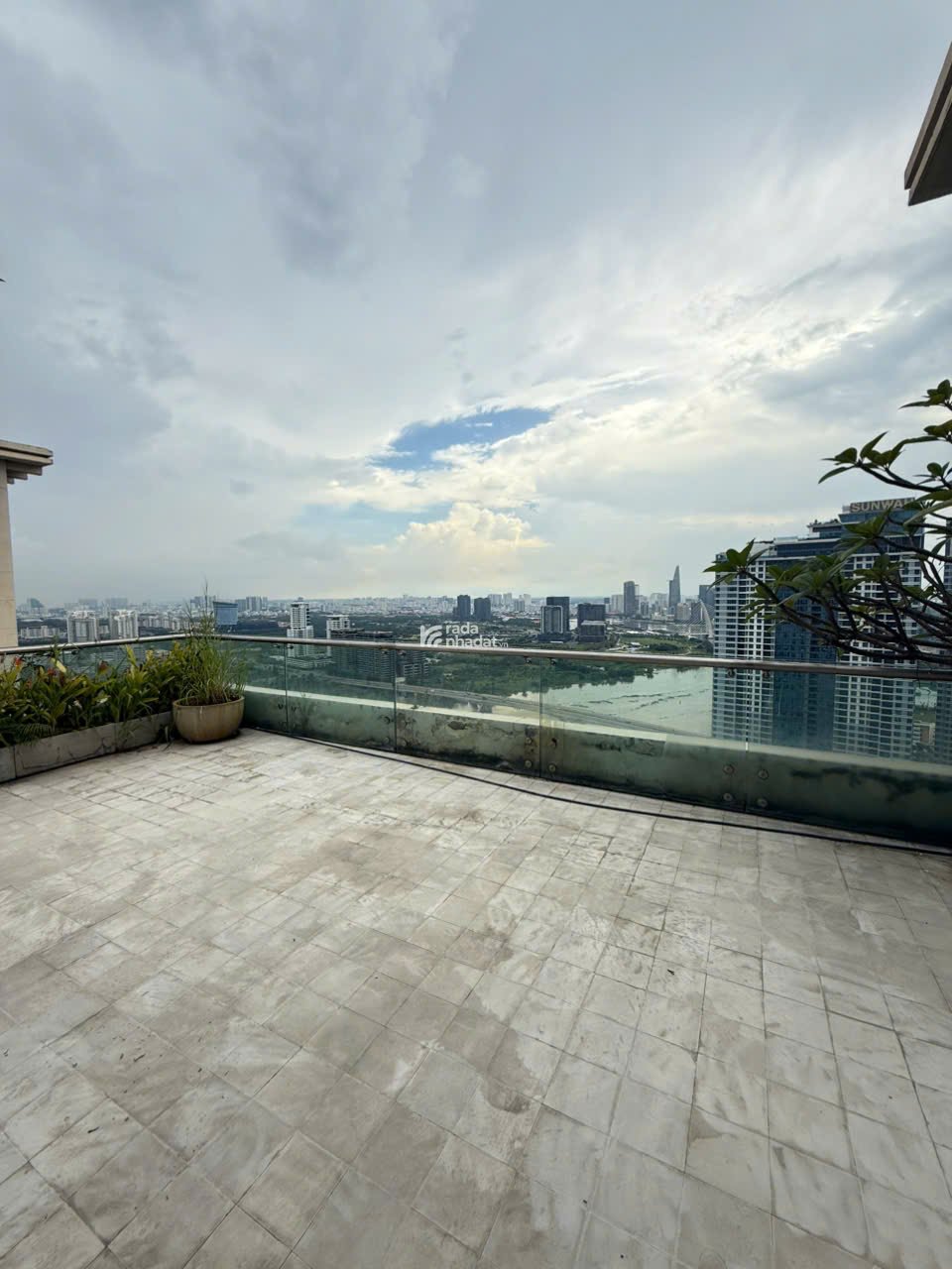 Bán căn hộ chung cư Saigon Pearl, 85 tỷ, 600m2, 3PN, 6WC, nội thất đầy đủ
