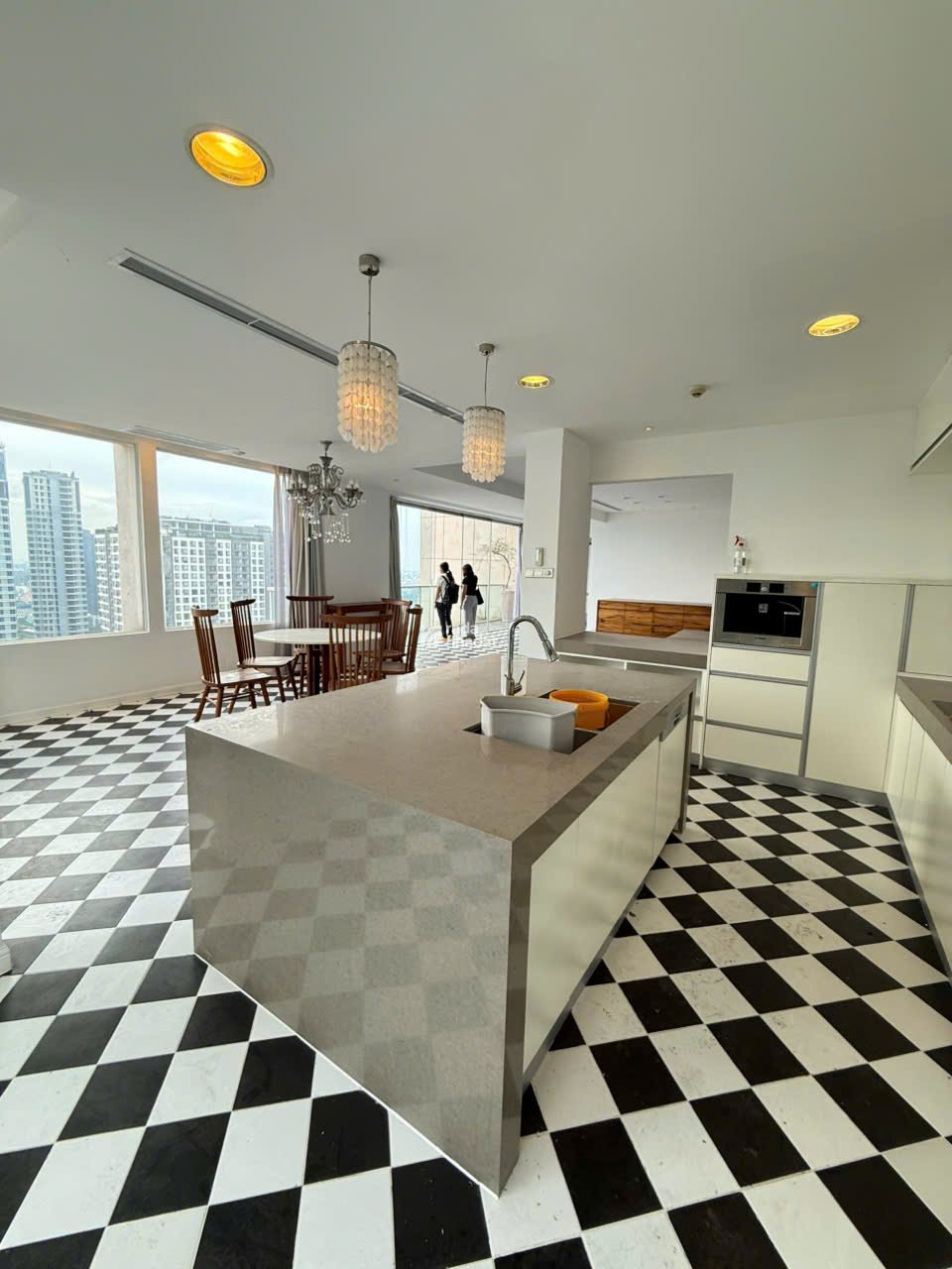 Bán căn hộ chung cư Saigon Pearl, 85 tỷ, 600m2, 3PN, 6WC, nội thất đầy đủ
