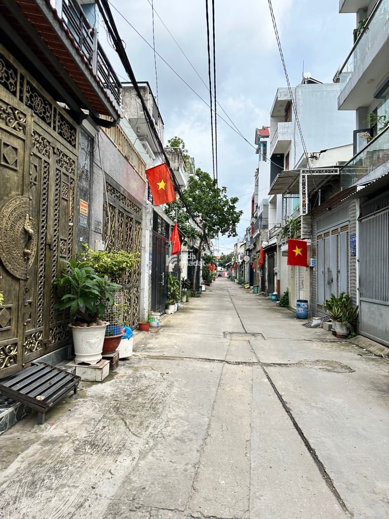 BÁN NHÀ BÌNH THÀNH 60M2 4.X TỶ 4PN BTCT HẺM XE HƠI BÌNH TÂN CHỢ TRƯỜNG HỌC SIÊU THỊ