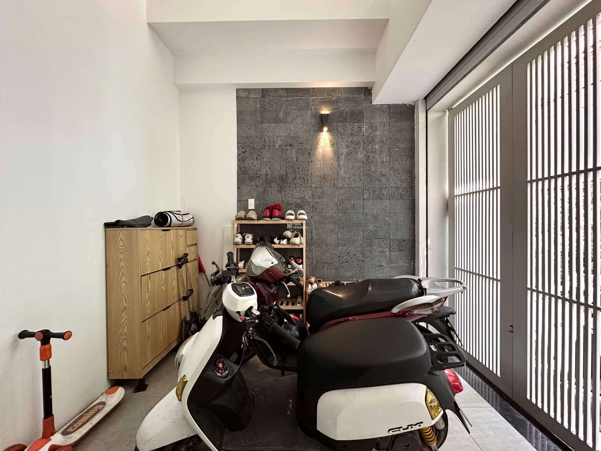 Bán nhà tại đường Hai Bà Trưng Quận 1 với diện tích 68m2 giá chỉ 22 tỷ